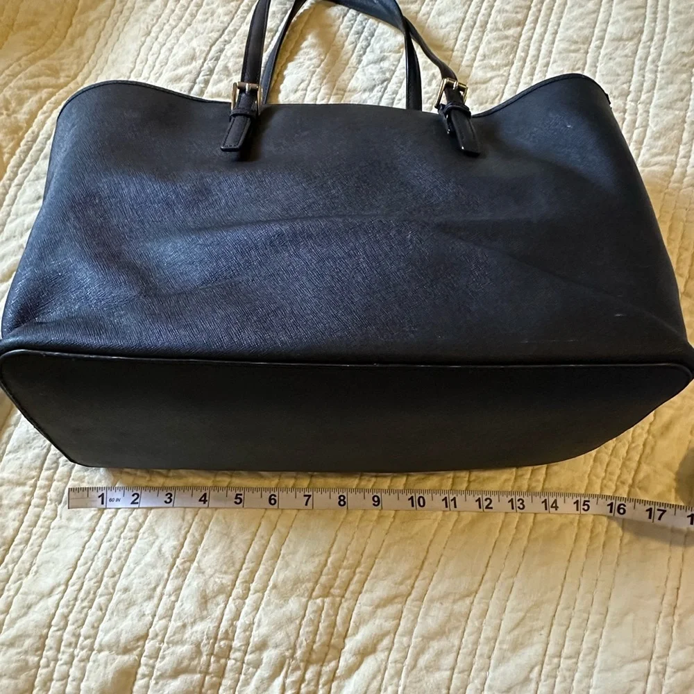 Michael Kors Elegant Black Tote
